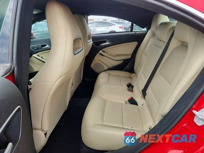 Zdjęcie 10 z 12 samochodu: 2015 MERCEDES-BENZ CLA 250 4MATIC VIN:WDDSJ4GB2FN175033 - miniatura