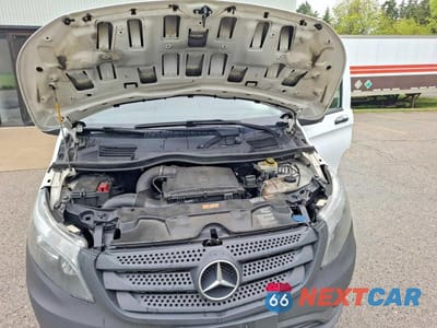 Zdjęcie 7 z 10 samochodu: 2021 MERCEDES-BENZ METRIS VIN:W1YV0CEY9M3867855 - miniatura