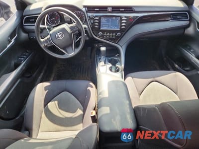 Zdjęcie 8 z 12 samochodu: 2019 TOYOTA CAMRY LE VIN:4T1B11HK4KU810787 - miniatura