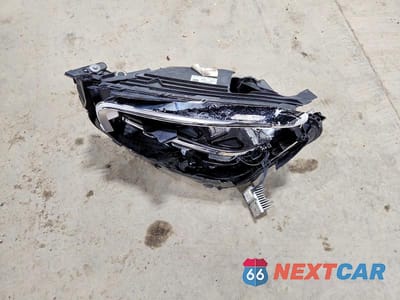 Zdjęcie 13 z 14 samochodu: 2021 MERCEDES-BENZ GLC 300 4MATIC VIN:W1N0G8EB1MF882182 - miniatura