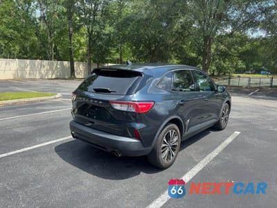 Czwarte zdjęcie samochodu z boku: 2022 FORD ESCAPE SE VIN:1FMCU0G62NUA88346 - miniatura