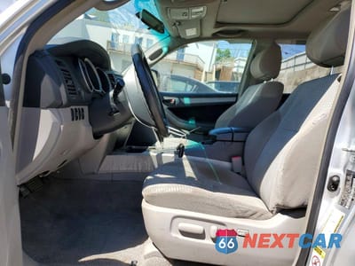 Zdjęcie 7 z 14 samochodu: 2006 TOYOTA 4RUNNER SR5 VIN:JTEBT14R560064490 - miniatura