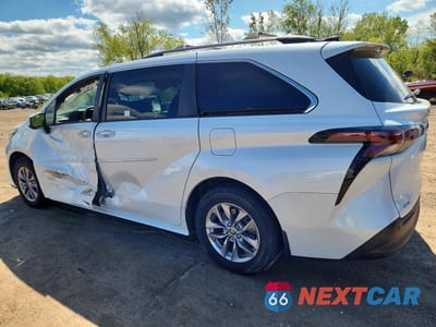 Drugie zdjęcie samochodu z przodu: 2024 TOYOTA SIENNA XLE 7-PASSENGER VIN:5TDJSKFC9RS128310 - miniatura