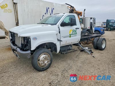 2022 CHEVROLET SILVERADO MEDIUM DUTY 1HTKJPVK8NH277645 - główne zdjęcie licytacji z USA - miniatura