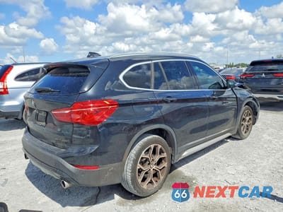 Trzecie zdjęcie samochodu z tyłu: 2020 BMW X1 SDRIVE28I VIN:WBXJG7C00L5P29033 - miniatura