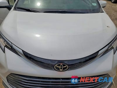 Zdjęcie 12 z 13 samochodu: 2026 TOYOTA SIENNA LIMITED 7-PASSENGER VIN:5TDZSKFC0TS249740 - miniatura