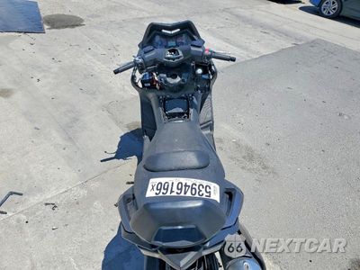 Zdjęcie 6 z 8 samochodu: 2015 YAMAHA XP500 VIN:JYASJ13Y5FA000510 - miniatura
