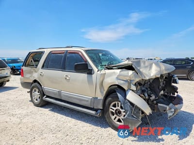 Czwarte zdjęcie samochodu z boku: 2004 FORD EXPEDITION XLT VIN:1FMRU15W84LB91651 - miniatura