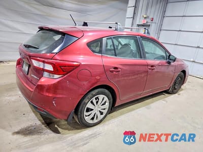 Trzecie zdjęcie samochodu z tyłu: 2018 SUBARU IMPREZA VIN:4S3GTAA65J3714530 - miniatura
