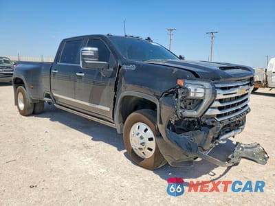 Czwarte zdjęcie samochodu z boku: 2025 CHEVROLET SILVERADO K3500 HIGH COUNTRY VIN:1GC4KVEY4SF226260 - miniatura
