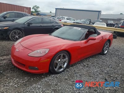 2008 CHEVROLET CORVETTE 1G1YY36W285132399 - główne zdjęcie licytacji z USA - miniatura