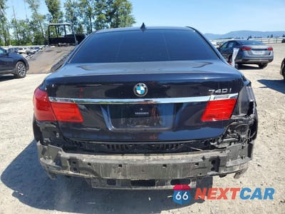 Zdjęcie 6 z 13 samochodu: 2011 BMW 740 I VIN:WBAKA4C52BC392093 - miniatura