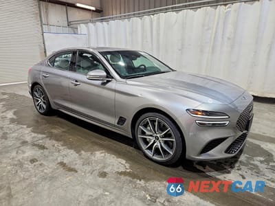 Czwarte zdjęcie samochodu z boku: 2025 GENESIS G70 2.5T STANDARD VIN:KMTG34SC1SU153990 - miniatura