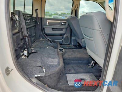 Zdjęcie 11 z 13 samochodu: 2014 RAM 3500 SLT VIN:3C63R3HL7EG109570 - miniatura
