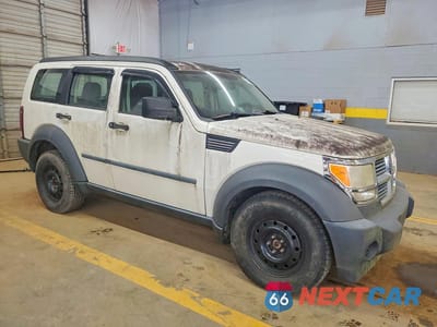 Czwarte zdjęcie samochodu z boku: 2008 DODGE NITRO SXT VIN:1D8GU28K08W114501 - miniatura