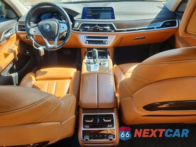 Zdjęcie 8 z 12 samochodu: 2020 BMW 745XE VIN:WBA7W4C08LBM70489 - miniatura