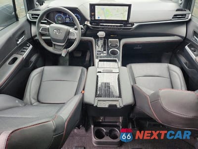 Zdjęcie 8 z 13 samochodu: 2025 TOYOTA SIENNA XSE VIN:5TDDSKFC0SS171081 - miniatura