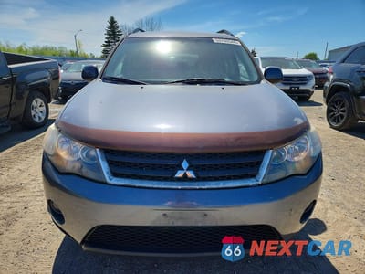 Piąte zdjęcie samochodu w środku: 2007 MITSUBISHI OUTLANDER ES VIN:JA4MS31X67Z601034 - miniatura