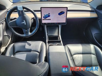 Zdjęcie 8 z 12 samochodu: 2018 TESLA MODEL 3 VIN:5YJ3E1EB6JF064447 - miniatura