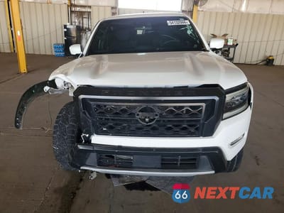 Piąte zdjęcie samochodu w środku: 2023 NISSAN FRONTIER PRO-4X VIN:1N6ED1EK7PN631901 - miniatura