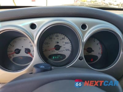 Zdjęcie 9 z 12 samochodu: 2001 CHRYSLER PT CRUISER VIN:3C8FY4BB21T625141 - miniatura