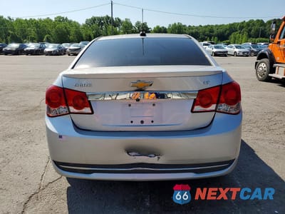 Zdjęcie 6 z 12 samochodu: 2015 CHEVROLET CRUZE LT VIN:1G1PC5SB0F7242894 - miniatura