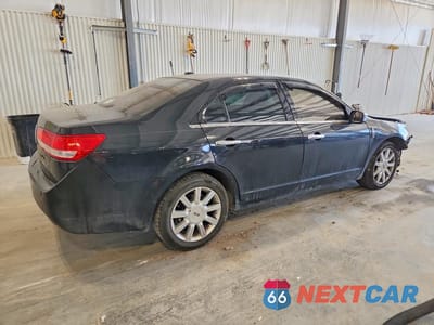 Trzecie zdjęcie samochodu z tyłu: 2010 LINCOLN MKZ VIN:3LNHL2GC8AR646907 - miniatura