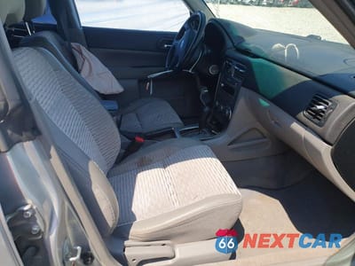 Zdjęcie 7 z 12 samochodu: 2004 SUBARU FORESTER 2.5XS VIN:JF1SG65624H713984 - miniatura