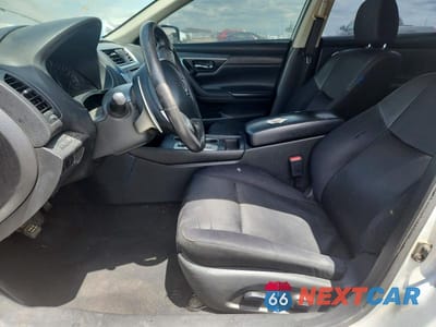 Zdjęcie 7 z 12 samochodu: 2016 NISSAN ALTIMA 2.5 SR VIN:1N4AL3AP1GC177423 - miniatura