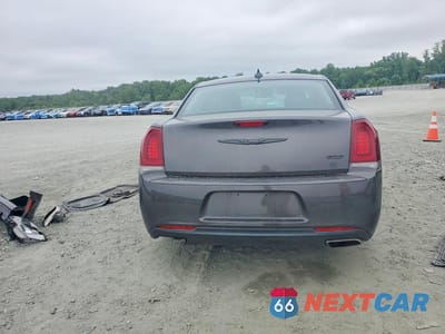 Zdjęcie 6 z 13 samochodu: 2020 CHRYSLER 300 TOURING VIN:2C3CCAAG4LH233650 - miniatura
