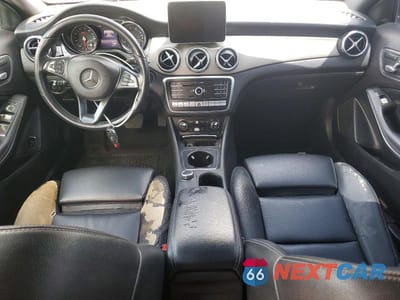 Zdjęcie 8 z 13 samochodu: 2019 MERCEDES-BENZ GLA 250 4MATIC VIN:WDCTG4GB4KJ585373 - miniatura
