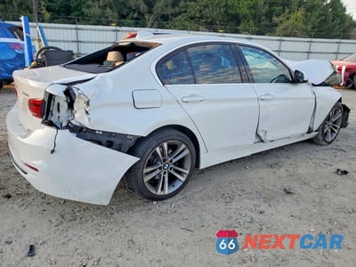 Trzecie zdjęcie samochodu z tyłu: 2018 BMW 330 XI VIN:WBA8D9G56JNU71827 - miniatura