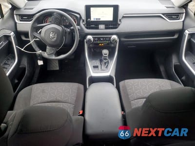 Zdjęcie 8 z 13 samochodu: 2025 TOYOTA RAV4 XLE VIN:JTMP1RFV2SJ045473 - miniatura