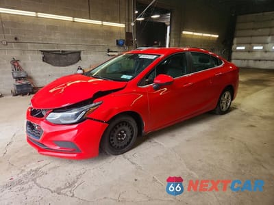 2017 CHEVROLET CRUZE LT 1G1BE5SMXH7243060 - główne zdjęcie licytacji z USA - miniatura