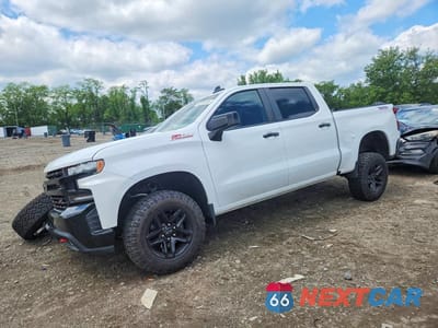 2019 CHEVROLET SILVERADO K1500 LT TRAIL BOSS 1GCPYFED1KZ109880 - główne zdjęcie licytacji z USA - miniatura