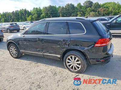 Drugie zdjęcie samochodu z przodu: 2011 VOLKSWAGEN TOUAREG V6 VIN:WVGFF9BP2BD003223 - miniatura