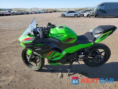 Trzecie zdjęcie samochodu z tyłu: 2024 KAWASAKI EX500 H VIN:ML5EXGH16RDA11336 - miniatura
