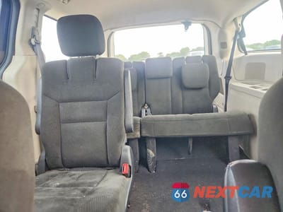 Zdjęcie 10 z 13 samochodu: 2015 DODGE GRAND CARAVAN SE VIN:2C4RDGBG8FR641748 - miniatura