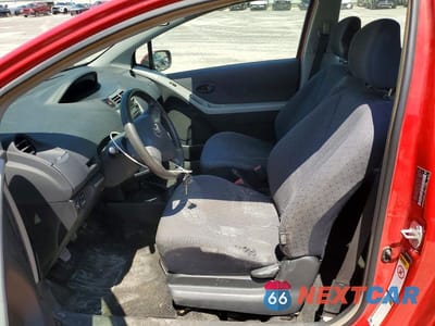 Zdjęcie 7 z 12 samochodu: 2009 TOYOTA YARIS BASE VIN:JTDJT903X95237122 - miniatura