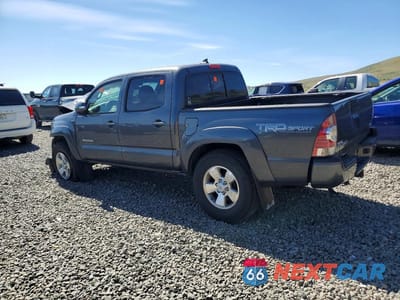Drugie zdjęcie samochodu z przodu: 2015 TOYOTA TACOMA V6 VIN:3TMLU4EN7FM170455 - miniatura