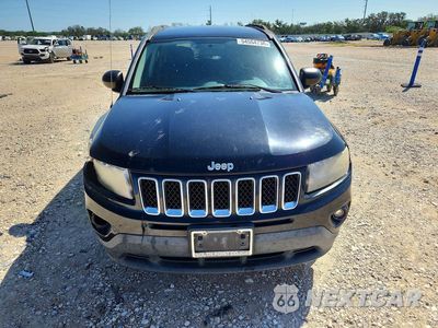 Piąte zdjęcie samochodu w środku: 2014 JEEP COMPASS SPORT VIN:1C4NJCBA7ED642547 - miniatura