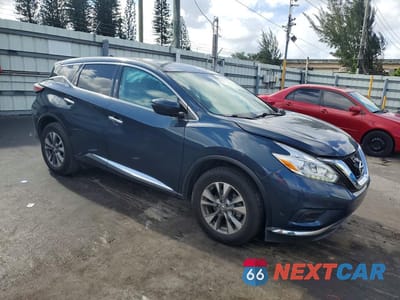 Czwarte zdjęcie samochodu z boku: 2017 NISSAN MURANO S VIN:5N1AZ2MG6HN130047 - miniatura
