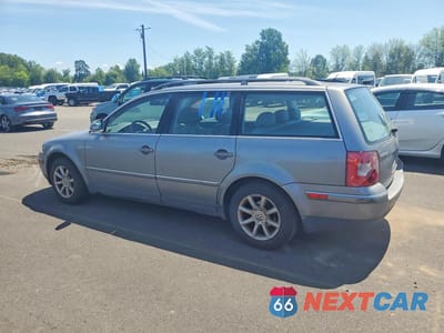 Drugie zdjęcie samochodu z przodu: 2004 VOLKSWAGEN PASSAT GLS VIN:WVWVD63B84E169122 - miniatura