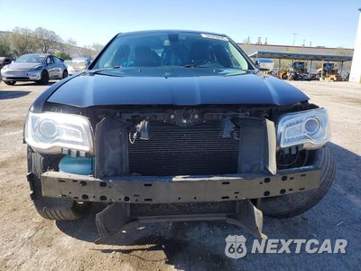 Piąte zdjęcie samochodu w środku: 2018 CHRYSLER 300 LIMITED VIN:2C3CCAEG6JH159834 - miniatura