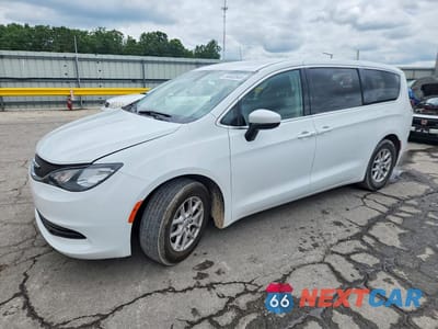 2020 CHRYSLER VOYAGER LX 2C4RC1CG7LR237463 - główne zdjęcie licytacji z USA - miniatura