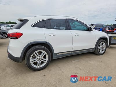 Trzecie zdjęcie samochodu z tyłu: 2021 MERCEDES-BENZ GLA 250 VIN:W1N4N4GB0MJ118253 - miniatura