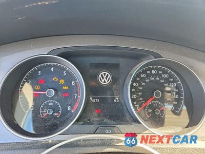 Zdjęcie 9 z 12 samochodu: 2016 VOLKSWAGEN GOLF S VIN:3VW117AU9GM035247 - miniatura