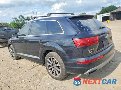 Drugie zdjęcie samochodu z przodu: 2017 AUDI Q7 PREMIUM PLUS VIN:WA1LAAF75HD012275 - miniatura