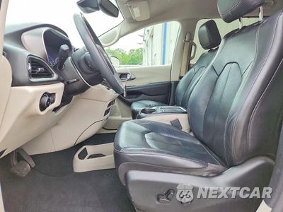 Zdjęcie 7 z 13 samochodu: 2022 CHRYSLER PACIFICA TOURING L VIN:2C4RC1BG7NR111446 - miniatura