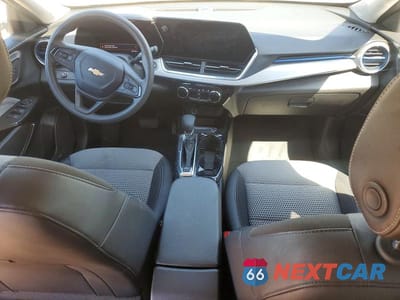 Zdjęcie 8 z 13 samochodu: 2025 CHEVROLET TRAX 1LT VIN:KL77LHEP5SC186787 - miniatura